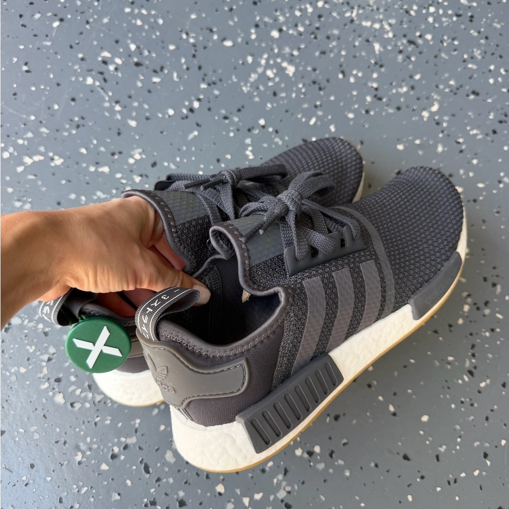 Men’s 10 Gray NMD_R1